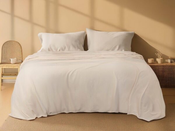 Noval Solid Bed Set – 4 Pieces