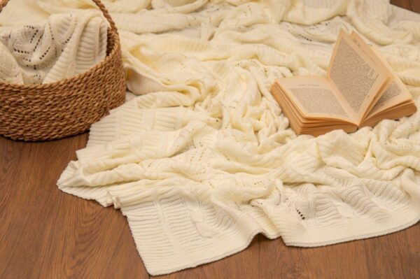 Aran Knit Bedspread – 1 Piece