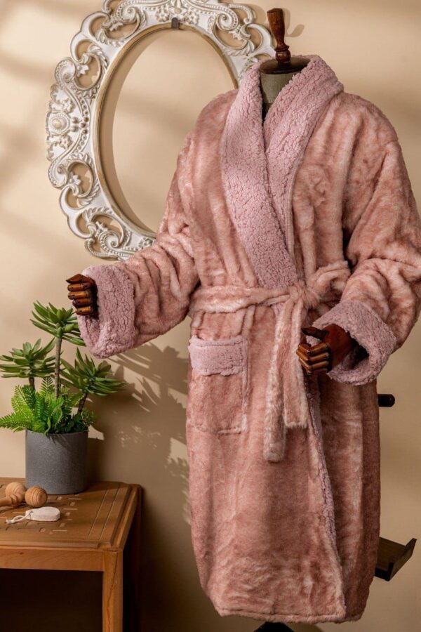 Alaska Fur Robe – 2 Pieces