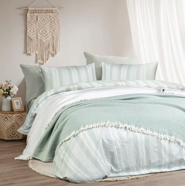 Comfort Bedspread Set – 4 Pieces