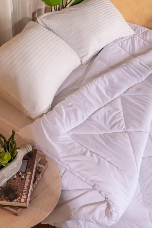 Hotel Quilt – 1 Piece